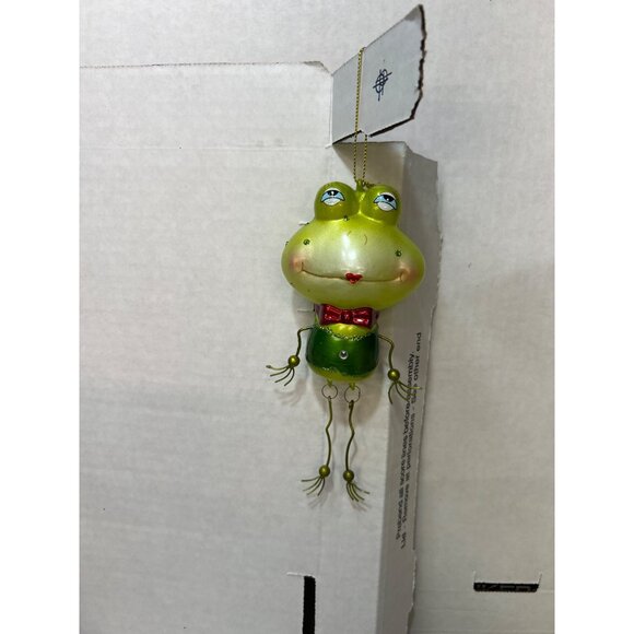 Pier 1 blown glass green lights Frog Hanging Figurine Ornament With Red Bow Tie - Picture 5 of 6